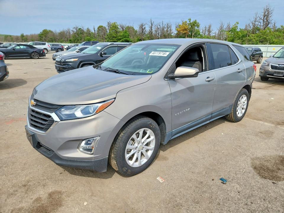 CHEVROLET EQUINOX 2018 with VIN 3GNAXJEV6JS637180 - Photo from auction