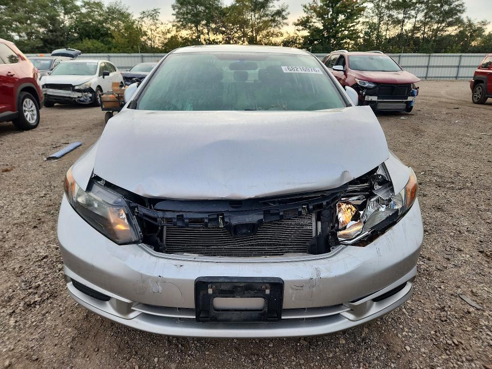 Photo 5 from auction – 2012 HONDA CIVIC with VIN 19XFB2F85CE040535