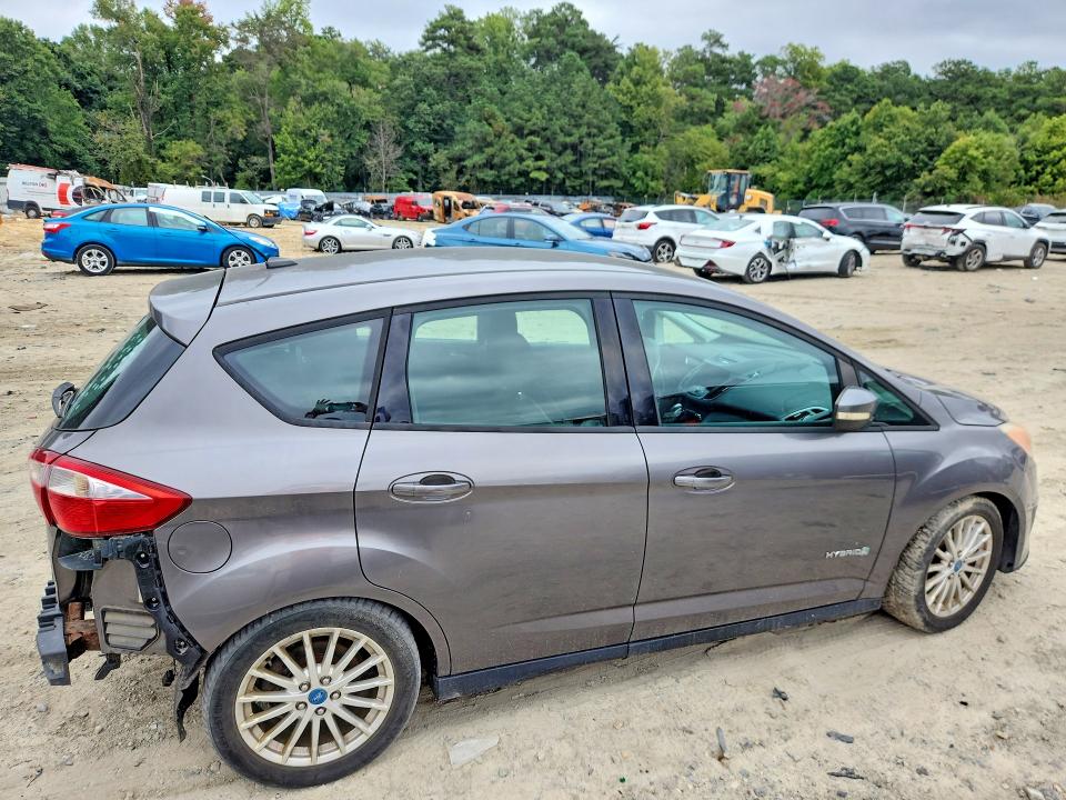 Photo 3 from auction – 2013 FORD C-MAX with VIN 1FADP5AU0DL549798