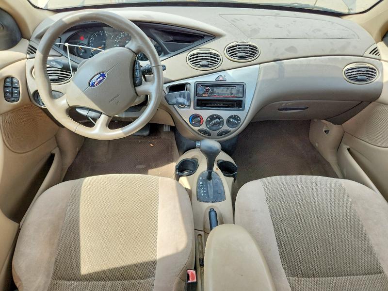 Photo 8 from auction – 2002 FORD FOCUS with VIN 1FAFP38352W132859