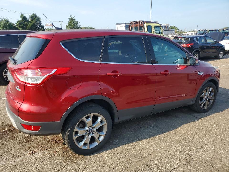 Photo 3 from auction – 2013 FORD ESCAPE with VIN 1FMCU0HX6DUA61530