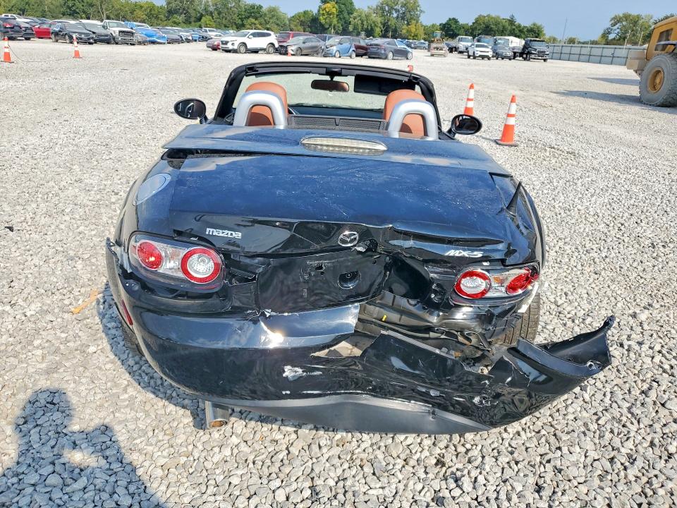 Photo 6 from auction – 2007 MAZDA MX-5 MIATA with VIN JM1NC26F670137233