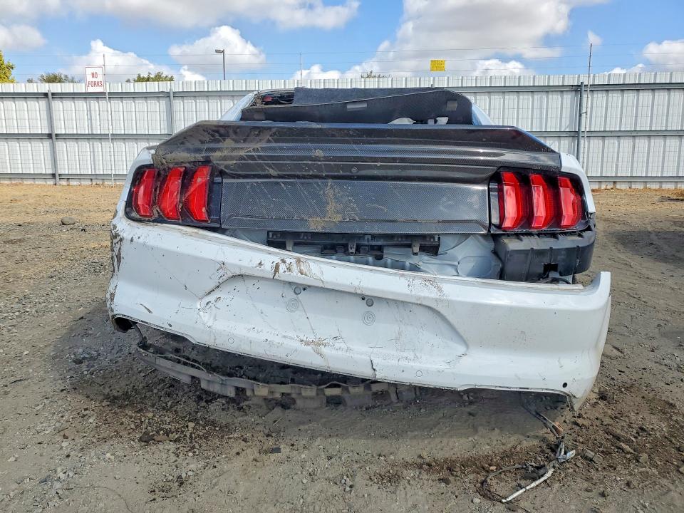 Zdjęcie 6 z aukcji – 2019 FORD MUSTANG z VIN 1FA6P8CF2K5161367