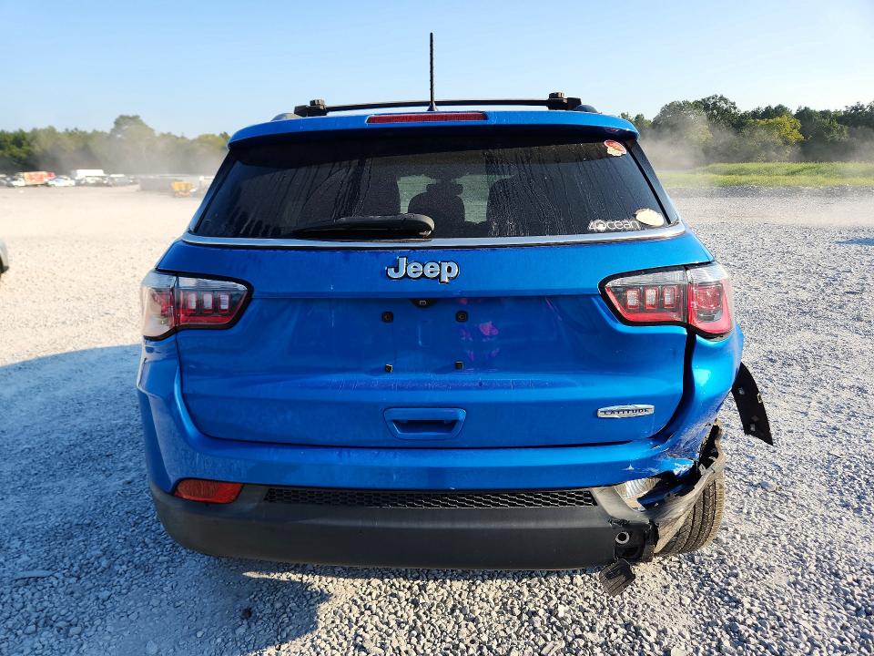 Photo 6 from auction – 2018 JEEP COMPASS with VIN 3C4NJCBB3JT108572