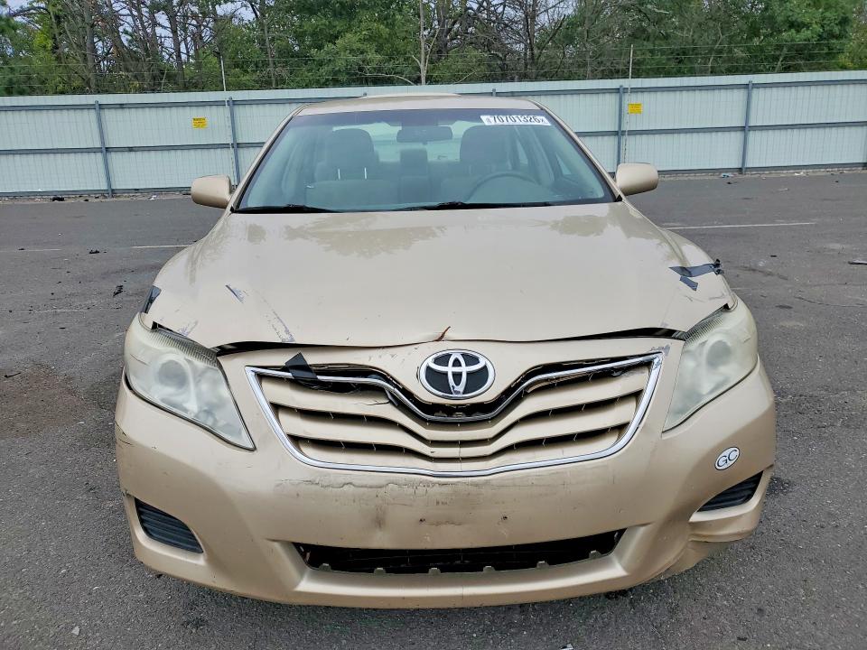 Photo 5 from auction – 2010 TOYOTA CAMRY with VIN 4T4BF3EK8AR021046