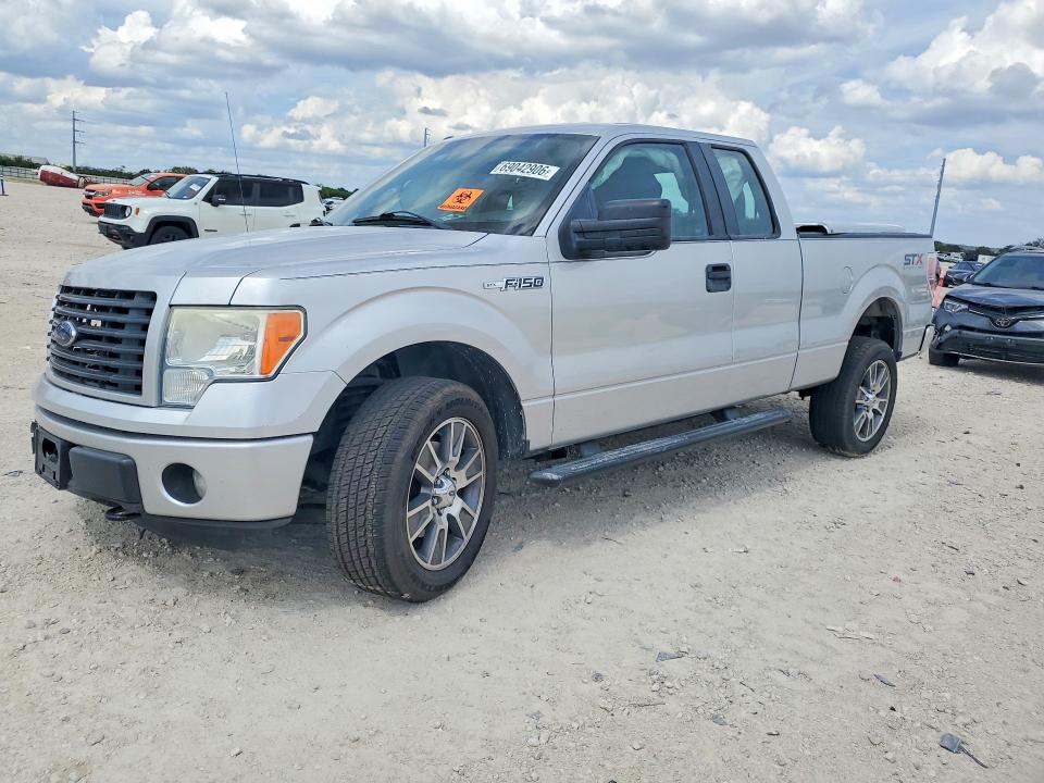 FORD F150 2014 с VIN 1FTFX1EF2EFA30758 - Снимка от търг