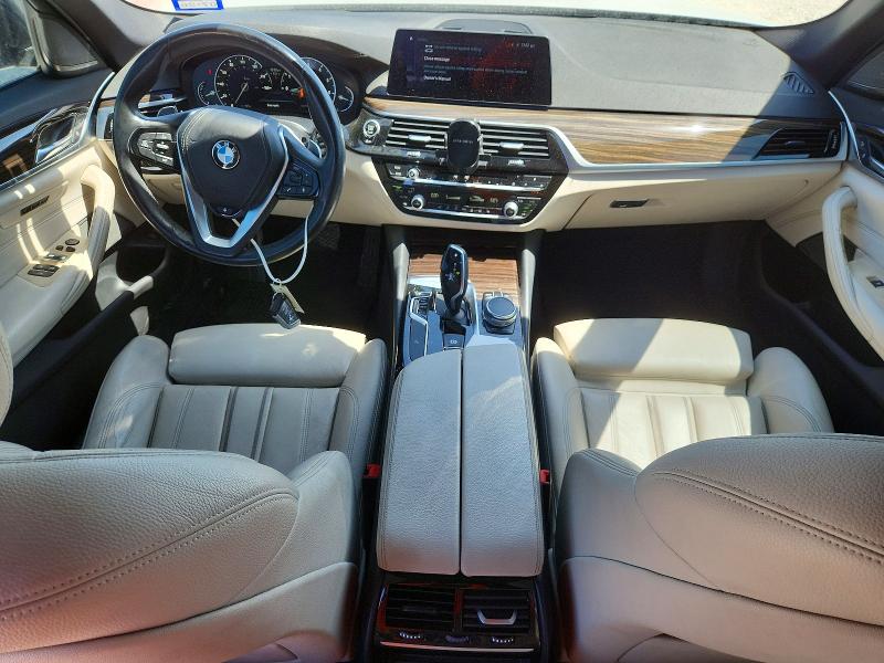 Снимка 8 от търг – 2018 BMW 540 с VIN WBAJE5C55JWA93283