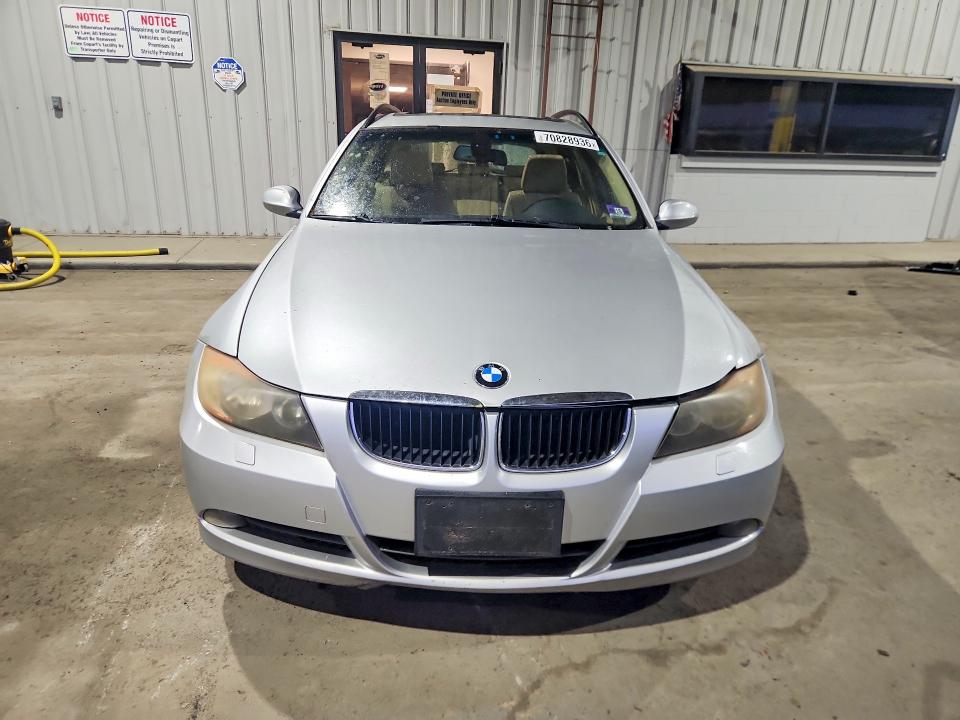 Foto 5 de la subasta – 2006 BMW 325 con VIN WBAVT13546KW23044