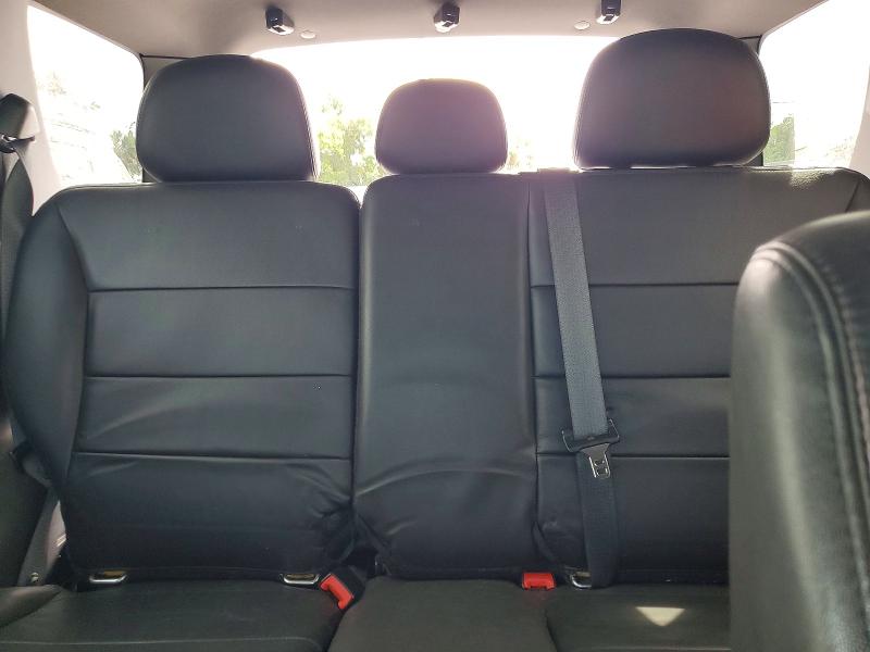 Photo 10 from auction – 2011 FORD ESCAPE with VIN 1FMCU9EG0BKB01974