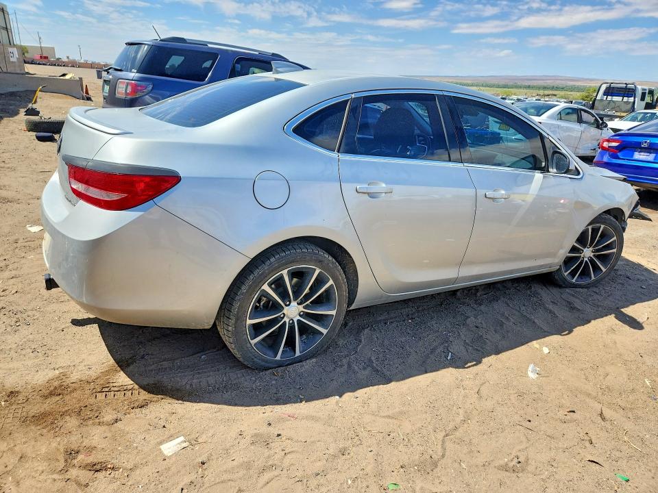 Photo 3 from auction – 2016 BUICK VERANO with VIN 1G4PW5SK6G4131957