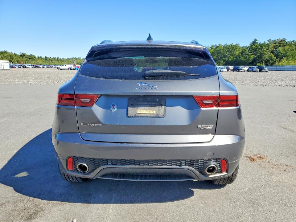 Zdjęcie 6 z aukcji – 2020 JAGUAR E-PACE z VIN SADF12FX2L1Z81863