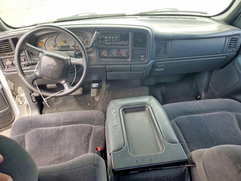 Photo 8 from auction – 2001 CHEVROLET SILVERADO with VIN 1GCEC19V31Z150456