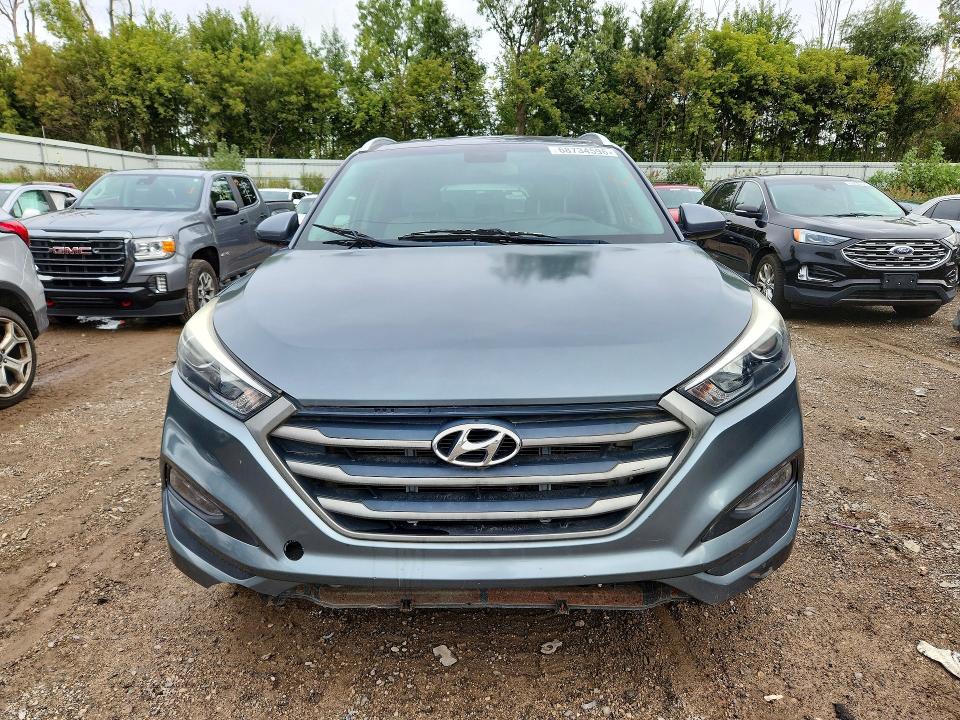 Снимка 5 от търг – 2018 HYUNDAI TUCSON с VIN KM8J33A49JU617238