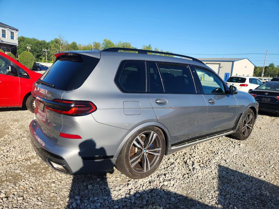 صورة رقم 3 من المزاد - 2025 BMW X7 مع VIN 5UX23EM06S9X80414