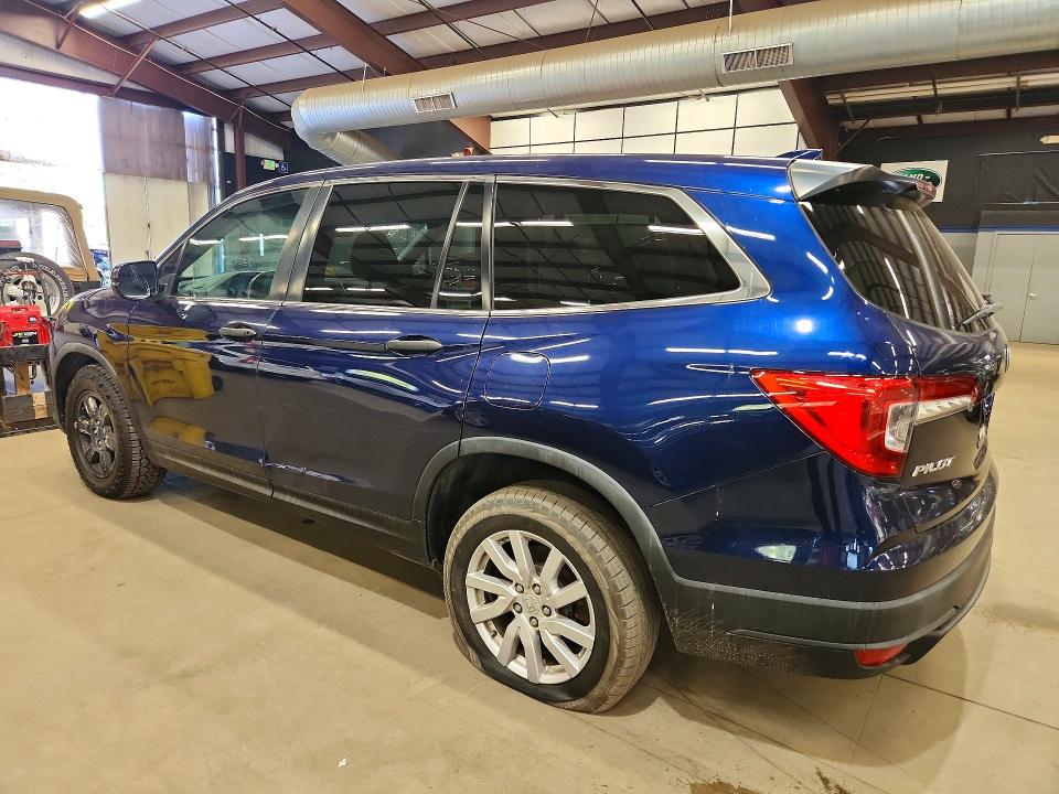 Photo 2 from auction – 2019 HONDA PILOT with VIN 5FNYF6H11KB020845