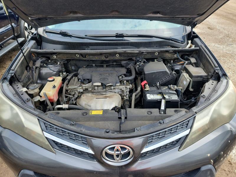 Photo 11 from auction – 2015 TOYOTA RAV4 with VIN JTMZFREVXFD058097