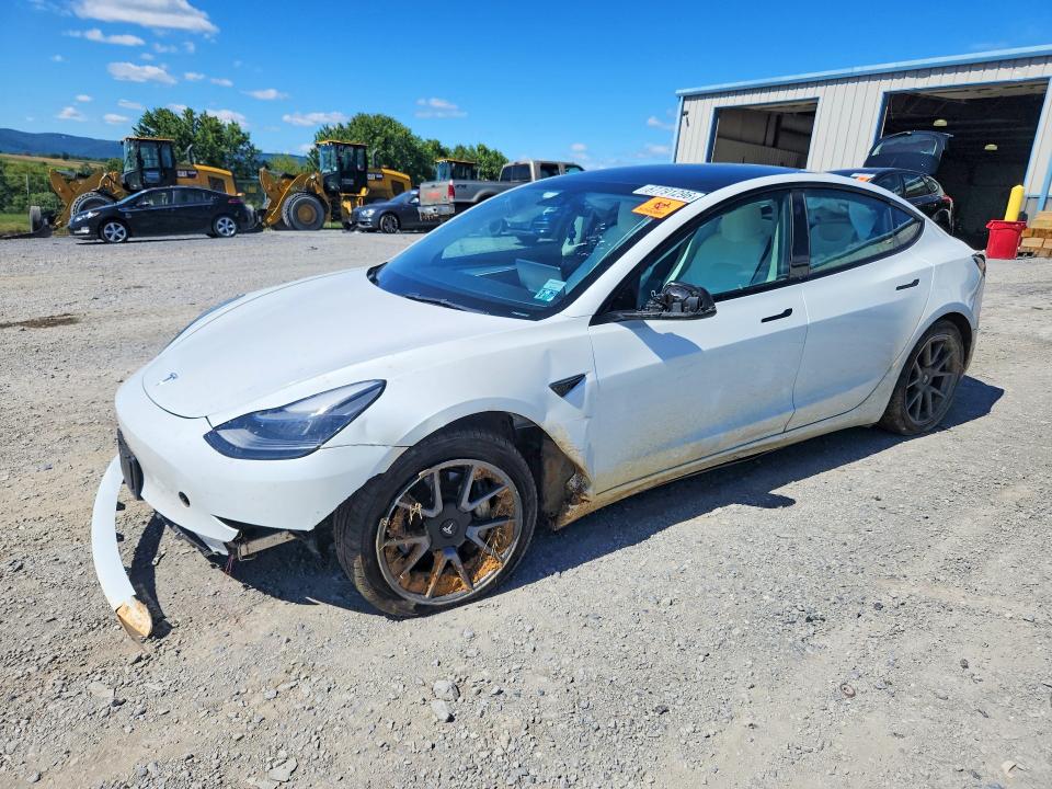 TESLA MODEL 3 2023 с VIN 5YJ3E1EA6PF382424 - Снимка от търг