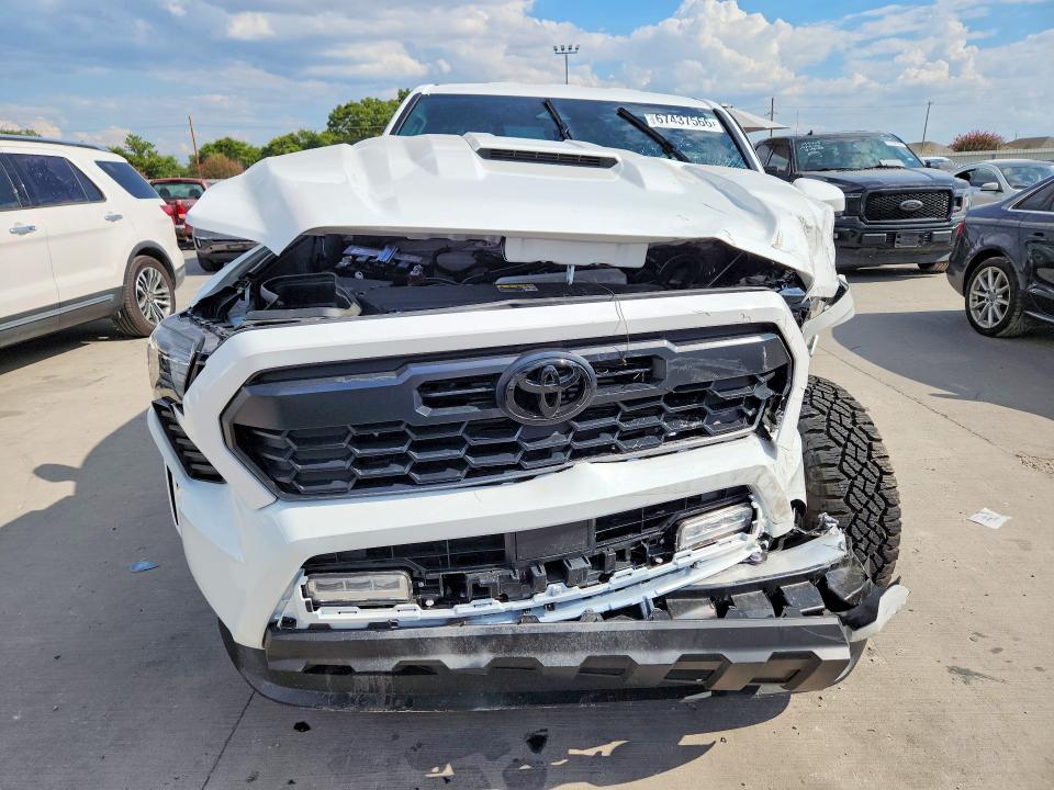 Photo 5 from auction – 2026 TOYOTA TACOMA with VIN 3TMLB5JN9TM267475