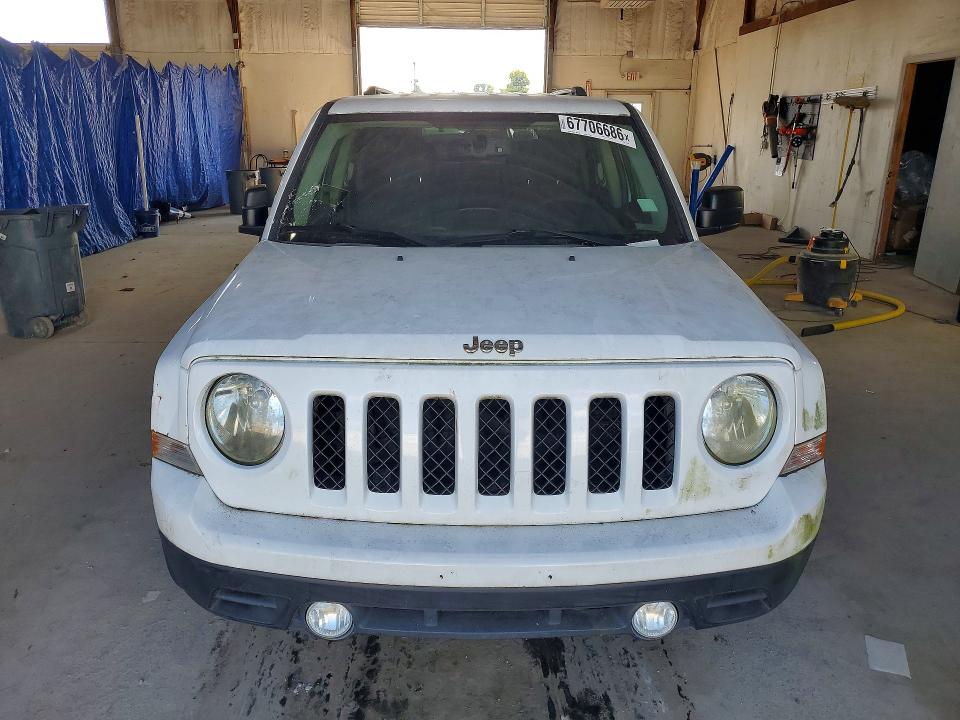 Снимка 5 от търг – 2017 JEEP PATRIOT с VIN 1C4NJPBA3HD141019
