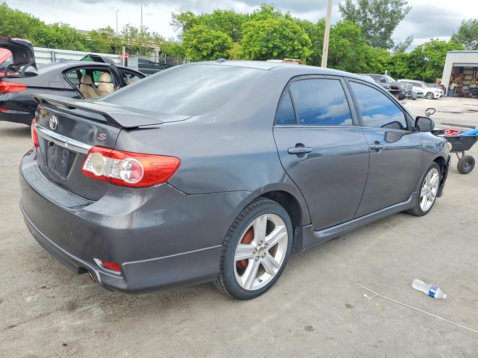 Photo 3 from auction – 2013 TOYOTA COROLLA with VIN 5YFBU4EEXDP122417