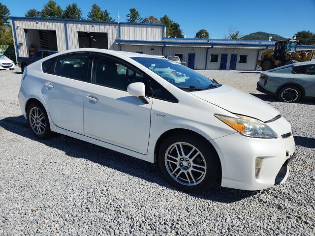 Снимка 4 от търг – 2013 TOYOTA PRIUS с VIN JTDKN3DU5D5601549