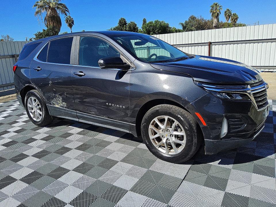 Photo 4 from auction – 2022 CHEVROLET EQUINOX with VIN 2GNAXKEV9N6146872