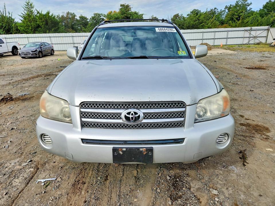 Photo 5 from auction – 2006 TOYOTA HIGHLANDER with VIN JTEEW21A060027372