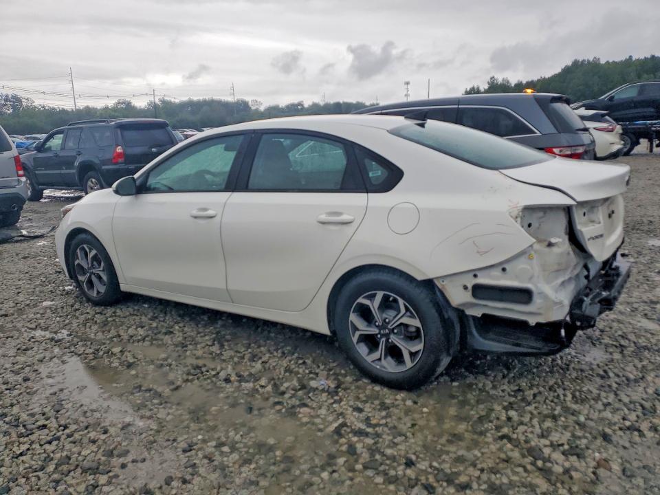 Photo 2 from auction – 2020 KIA FORTE with VIN 3KPF24AD2LE181028