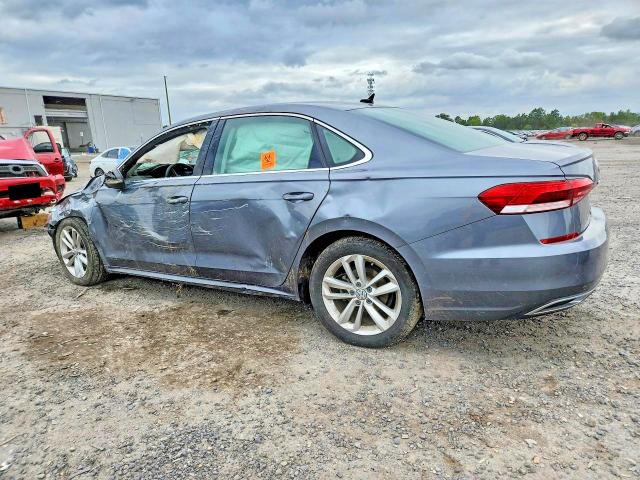 Photo 2 from auction – 2020 VOLKSWAGEN PASSAT with VIN 1VWSA7A30LC018702