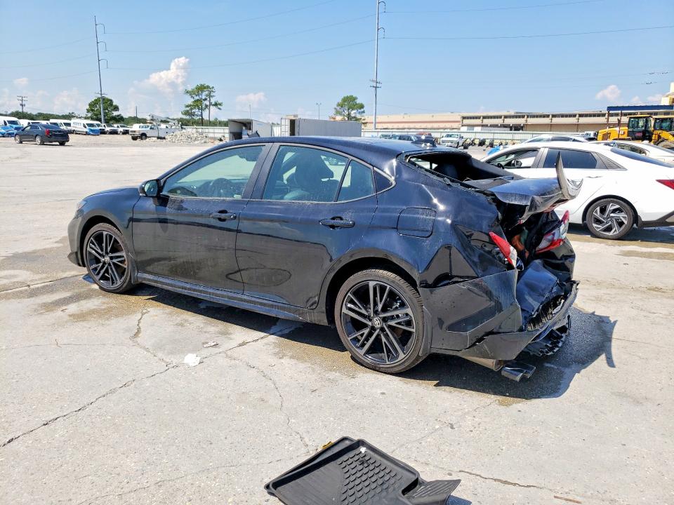 Photo 2 from auction – 2026 TOYOTA CAMRY with VIN 4T1DAACK6TU766261