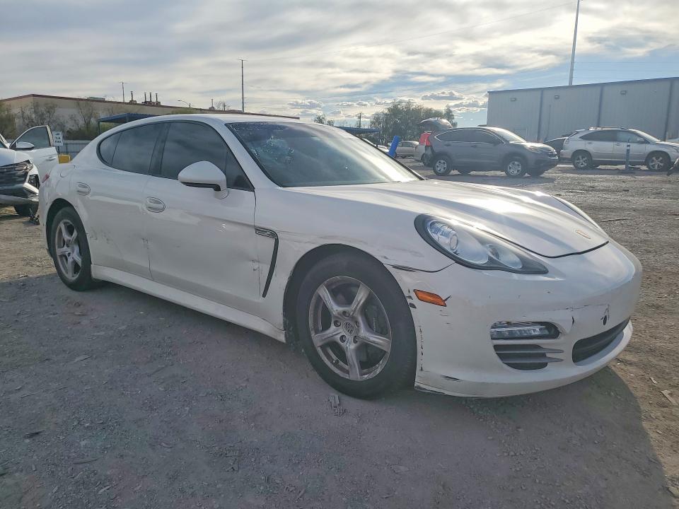 Foto 4 de la subasta – 2011 PORSCHE PANAMERA con VIN WP0AA2A7XBL013414