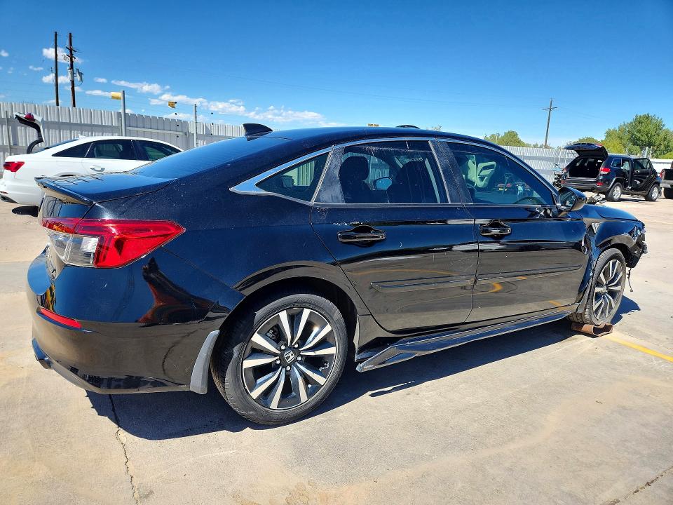 Photo 3 from auction – 2023 HONDA CIVIC with VIN 2HGFE1F75PH301828
