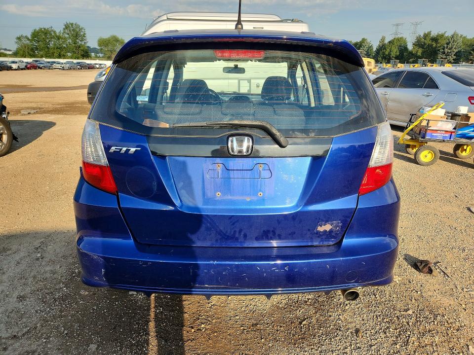 Photo 6 from auction – 2013 HONDA FIT with VIN JHMGE8H55DC069347