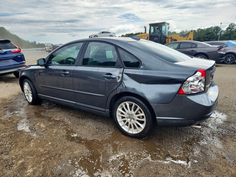 Photo 2 from auction – 2011 VOLVO S40 with VIN YV1672MS2B2544871