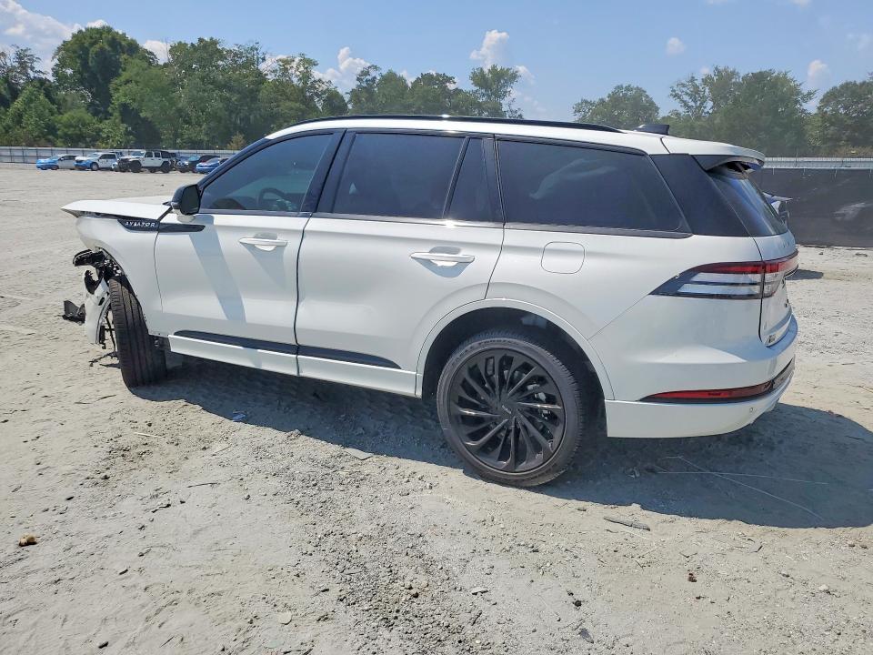Photo 2 from auction – 2026 LINCOLN AVIATOR with VIN 5LM5J7XC1TGL05748