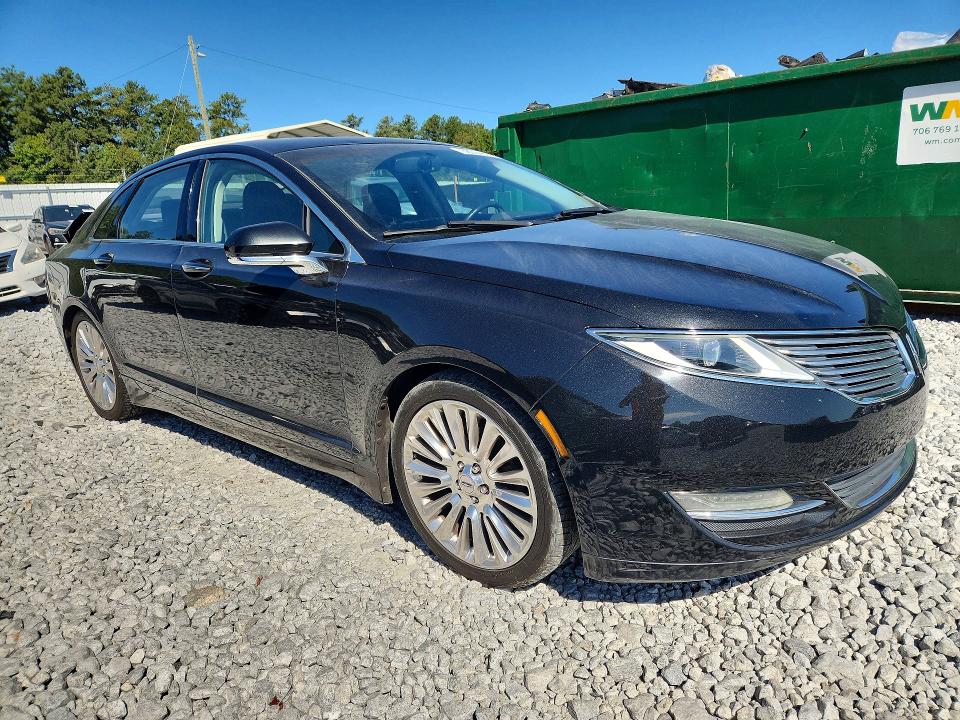 Photo 4 from auction – 2013 LINCOLN MKZ with VIN 3LN6L2GK4DR814402