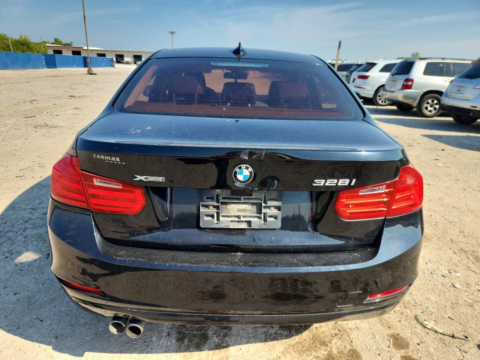 Photo 6 from auction – 2013 BMW 328 with VIN WBA3B3C54DF541066