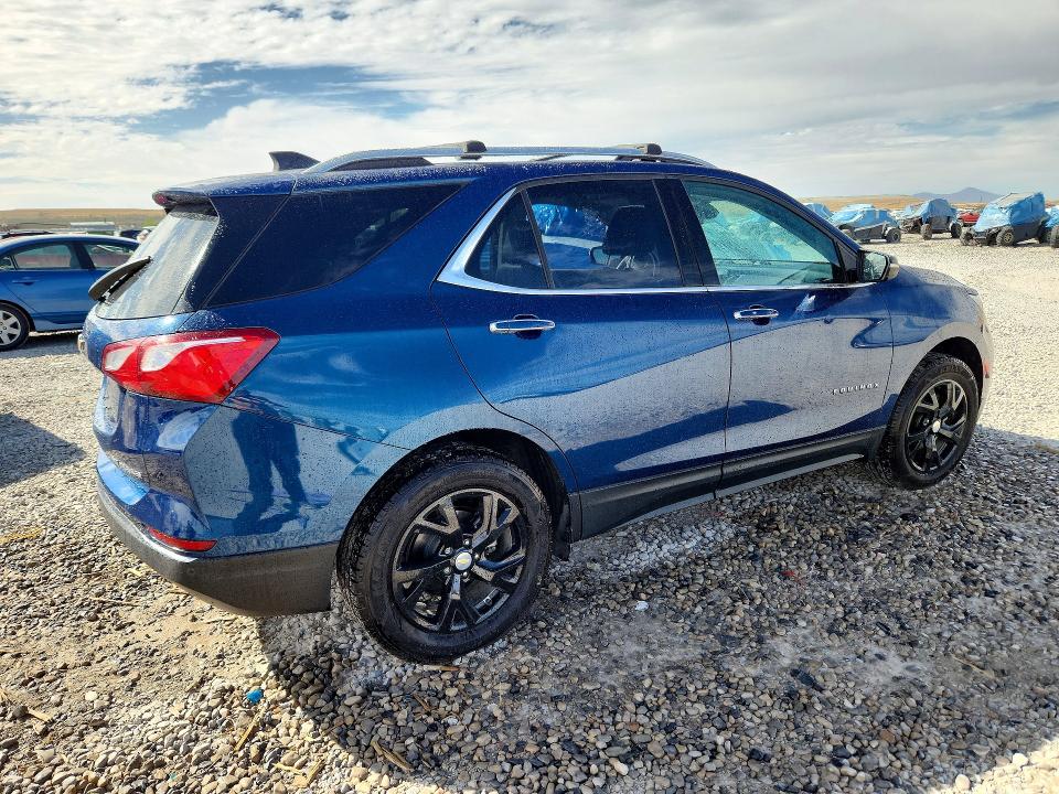 Photo 3 from auction – 2021 CHEVROLET EQUINOX with VIN 2GNAXXEV7M6120301
