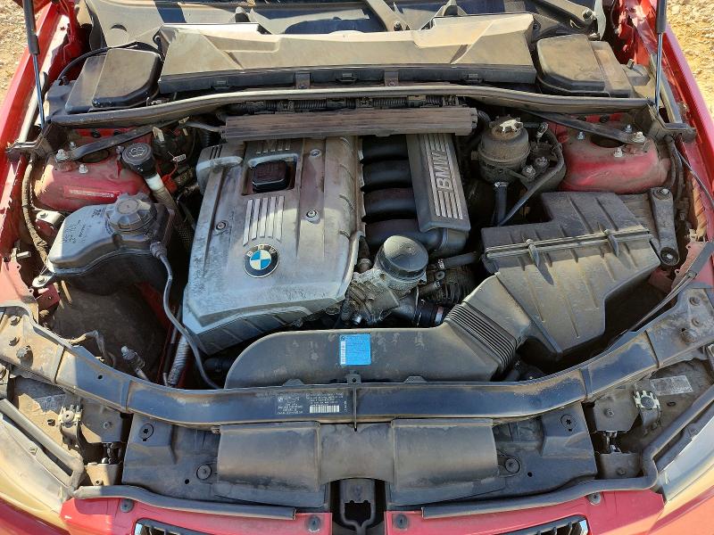 Photo 11 from auction – 2006 BMW 325 with VIN WBAVB13506KX49503