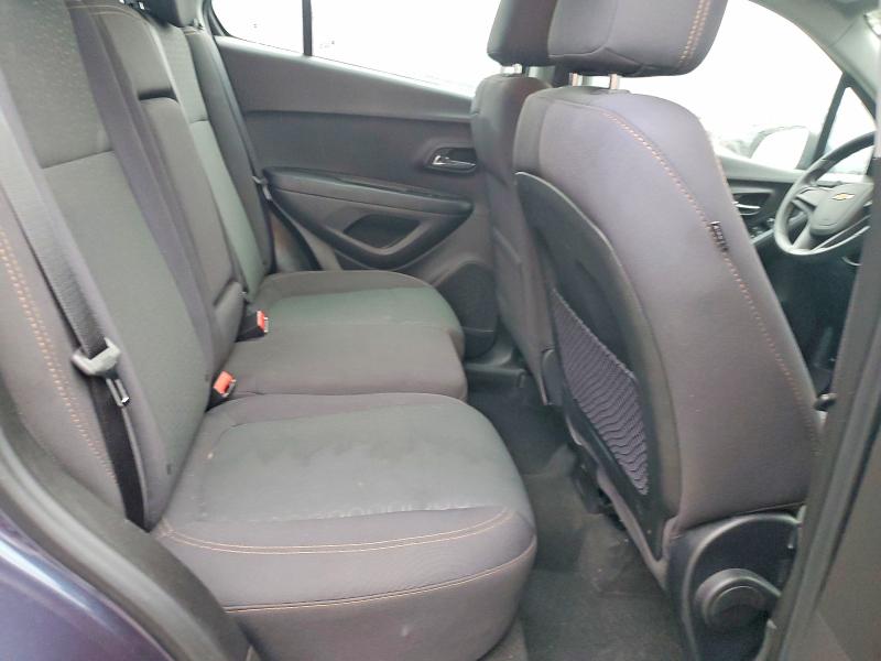 Photo 11 from auction – 2019 CHEVROLET TRAX with VIN 3GNCJNSB2KL114634