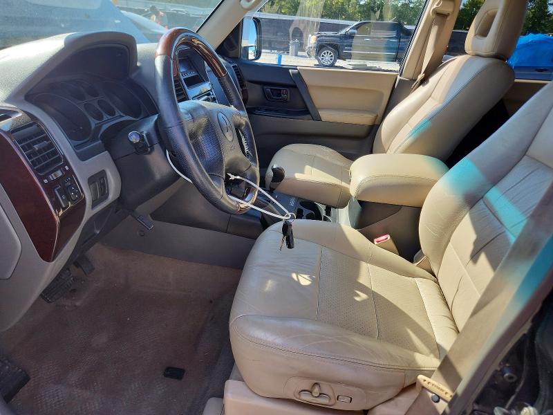 Снимка 7 от търг – 2002 MITSUBISHI MONTERO с VIN JA4MW51R62J069972