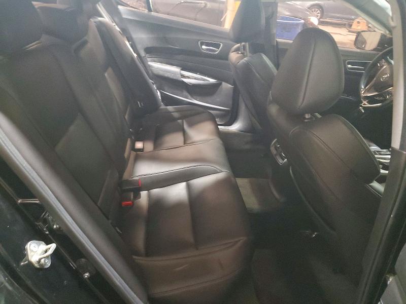 Photo 10 from auction – 2018 ACURA TLX with VIN 19UUB1F37JA003705