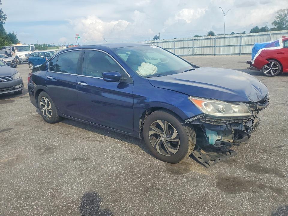 Снимка 4 от търг – 2016 HONDA ACCORD с VIN 1HGCR2F34GA085060