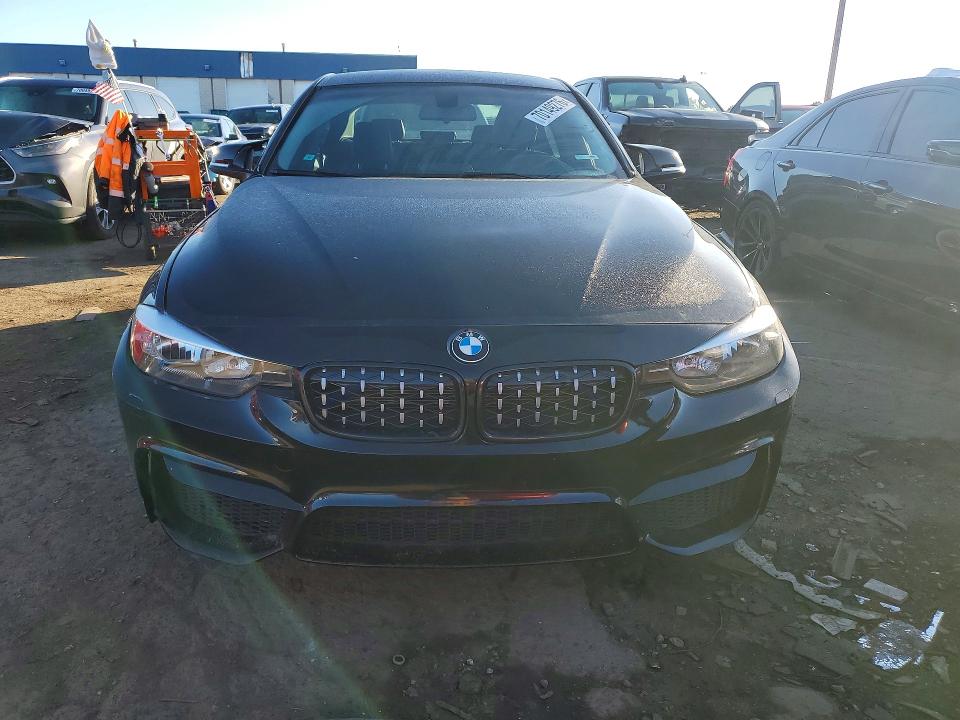 Foto 5 de la subasta – 2015 BMW 320 con VIN WBA3C3G51FNS74338