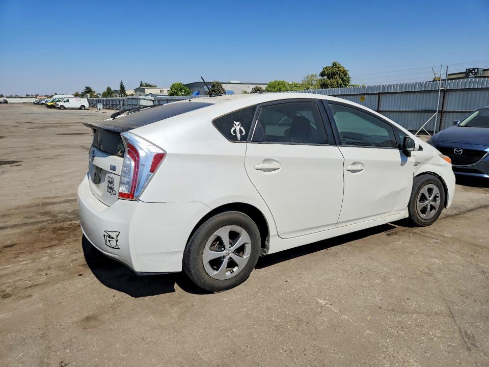 Photo 3 from auction – 2014 TOYOTA PRIUS with VIN JTDKN3DU8E0381029