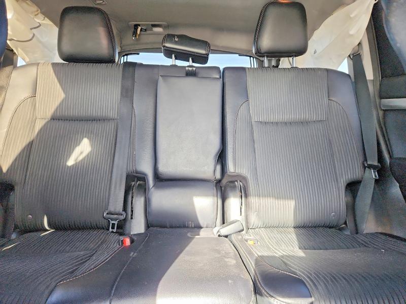 Photo 10 from auction – 2016 TOYOTA HIGHLANDER with VIN 5TDZKRFH0GS178226