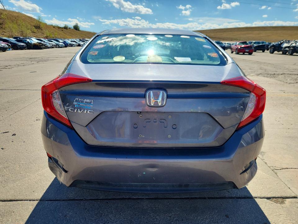 Снимка 6 от търг – 2016 HONDA CIVIC с VIN 19XFC2F72GE078587
