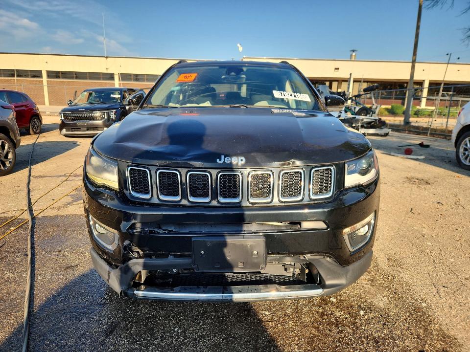Снимка 5 от търг – 2018 JEEP COMPASS с VIN 3C4NJDCBXJT332636
