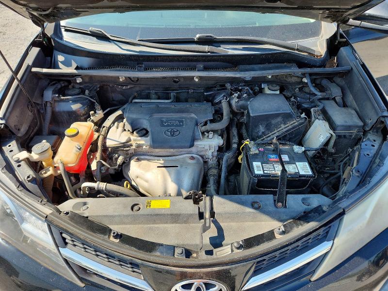 Photo 12 from auction – 2015 TOYOTA RAV4 with VIN 2T3RFREV1FW304361