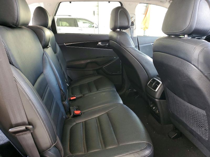 Photo 11 from auction – 2016 KIA SORENTO with VIN 5XYPK4A5XGG078221